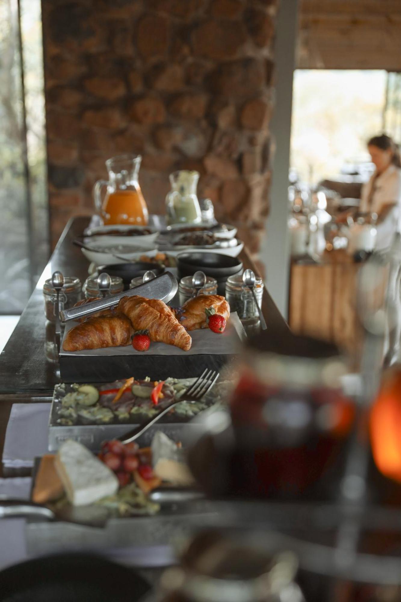 فيلا ليوبارد ماونتن سافاري لودج Manyoni Private Game Reserve المظهر الخارجي الصورة